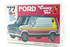 1977 Ford Cruising Van 1:25 Plastic Model Kit AMT