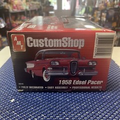 Model Kit # 30245 Customshop 1958 Edsel Pacer AMT 1:25 Scale Model ’58
