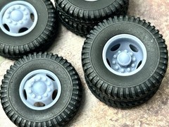 Resin 1/24 Scale: 15-inch “Budd 5-Hole Truck” Dually Wheels W/ Commercial Tires