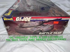 Vintage Revell G.I Joe Battle Tank Plastic Model Kit #8902U1 FACTORY SEALED