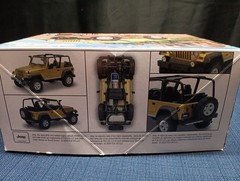 REVELL JEEP Wrangler Rubicon model kit Car NEW in Factory SEALED Pieces