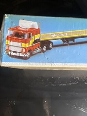 HO Lindberg Ford CL-9000 Tractor Cab Truck W/Flatbed Trailer Kit NEW SEALED 1982
