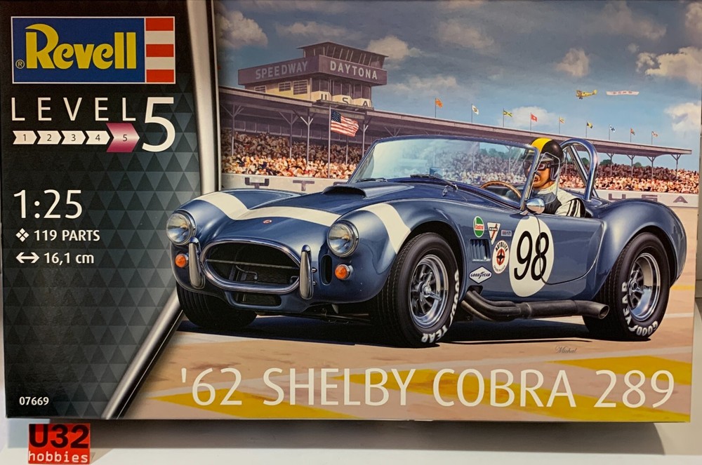 Revell 07669 N Gauge Building Kit 1/25 ’62 Shelby Cobra 289