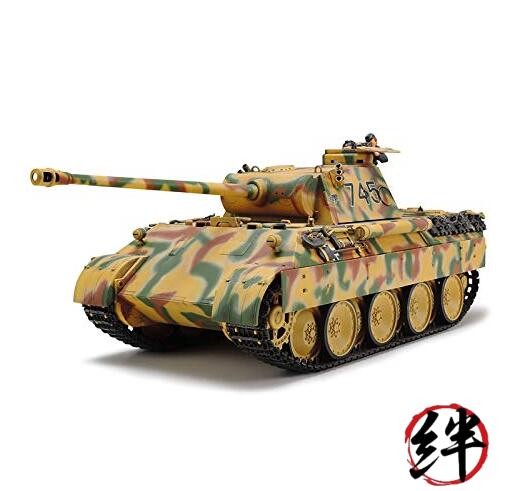 Tamiya 1/35 No. 345 German Army Medium Tank Panther D Plastic Model 35345