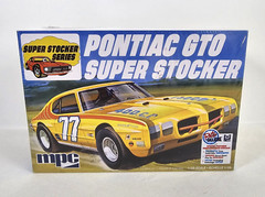 MPC Pontiac GTO Super Stocker Series Model kit Skill 2 Retro Deluxe NEW SEALED