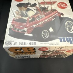 MPC CB Freak Model Kit 1-0778 Unassembled Driver Figure Decals Mag Wheels 1977