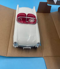 AMT-ERTL 1953 Corvette Convertible Polo White Promo Model 8732