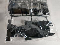 Toyota Land Cruiser 4×4 4 Wheel Drive Nichimo 1:20 Model Kit Sealed Parts Bags