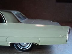 Johan 1/25 Friction Dealer Promo 1966 Cadillac Coupe Deville Tan/Green Complete