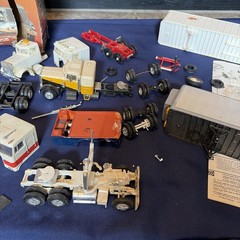 AMT Semi Trucks – Trailers 1/43 Model Kit Lot Tone of Pieces