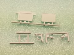 Revell 49 Mercury RADIATOR ASSEMBLY TANK SUPPORT HORNS HOSE from 1:25 Model Kit