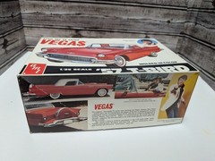 AMT ’57 T- Bird Vegas TV Show Thunderbird Model Car Kit