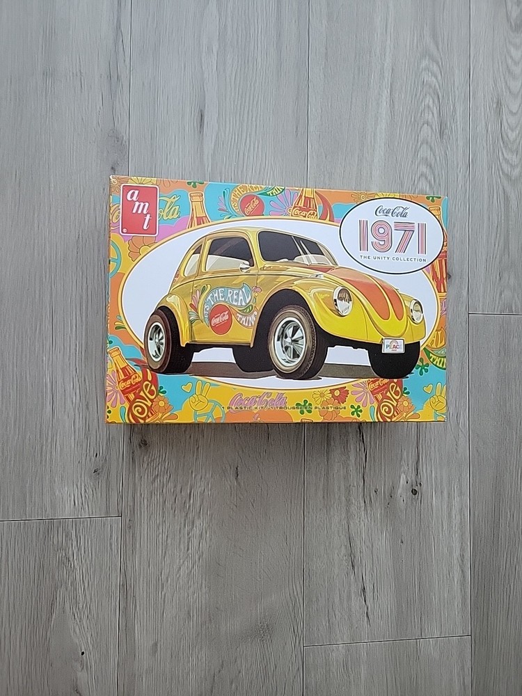 AMT 1971 VW BEETLE SUPERBUG Model Kit COCA-COLA AMT 1284M 1/25
