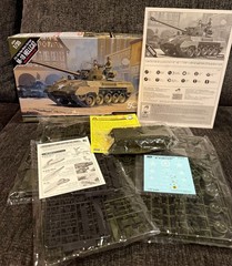 Academy 1/35 M-18 Hellcat US Army Gun Motor Carriage #13255 Plastic Model Kit