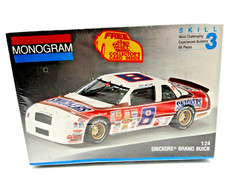 VINTAGE 1/24 Monogram 2940 Snickers Brand Buick NASCAR Stock Car, Rick Wilson