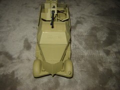 Armoured Vehicle w/Gun Well Built & Painted Excellent Condition 1/35 Built