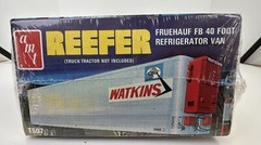NIB AMT WATKINS REEFER FRUEHAUF FB 40 FOOT REFRIGERATOR VAN | 1:25 SCALE | T507
