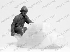 ICM 35338 Plastic model Tank kit 1:35 FCM 36 with French Tank Crew kits model