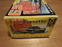 VINTAGE MPC 1965 CORVETTE STING RAY 1/25 SCALE MODEL KIT – GREAT CONDITION!!!!!!