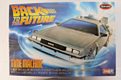 Snap It Polar Lights Back to The Future: Time Machine Model Kit (1:25 Scale)
