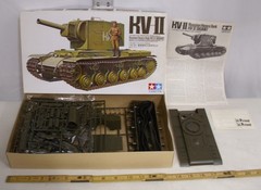 TAMIYA RUSSIAN KV-II WWII HEAVY TANK MODEL KIT 1/35 35063