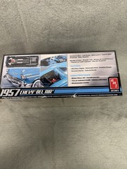 AMT 1957 Chevy Bel Air Model Car Scale 1:25 – Blue/White #AMT638M