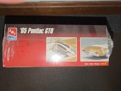 ’65 Pontiac Gold GTO Sealed 1/25 Scale Model Kit 3 In 1 Kit #8201 AMT