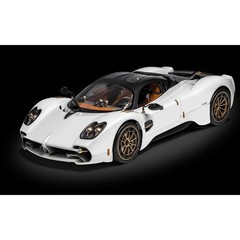Pocher #HK123F 1/8 Pagani Utopia Coupe-Bianco Perla