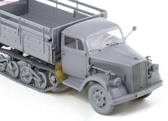 DRAGON 1/35 6761 Sd.Kfz.3a Maultier Half-Track w/leFH18 Howitzer-limited Ver