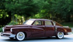 Tucker Built Vintage Classic Dream Concept 1:24 Promo Car Carousel RED Model