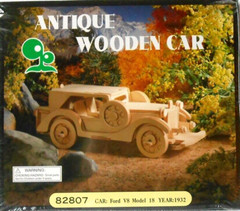 MODEL -#82807 ANTIQUE WOODEN CAR – “FORD V8 MODEL 18 YEAR:1932” – NIP!