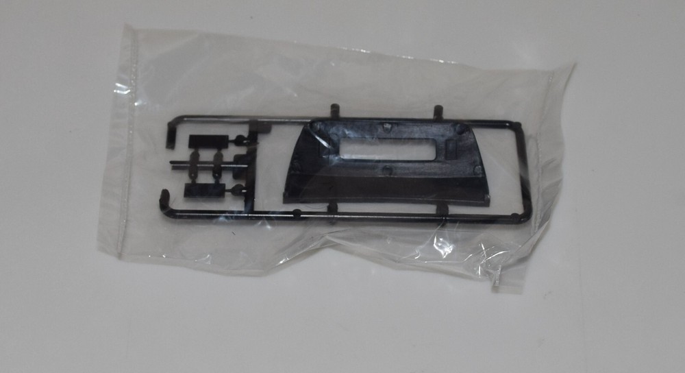AMT 1966 GREEN HORNET BLACK BEAUTY #1271/12 ⭐PARTS⭐ REAR WINDOW ASMBLY+MORE 1:25