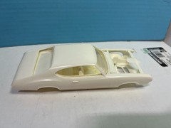 1/25 JO-HAN 1970 OLDSMOBILE 442 HARDTOP WHITE RED LINE TIRES MODEL KIT OPEN 2 B2