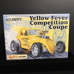 ATLANTIS 13101 YELLOW FEVER COMPETITION COUPE MODEL KIT-NIB-1/25 SCALE