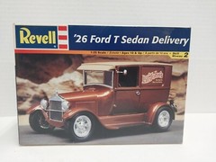 Revell 2982 1/25 Scale ’26 Ford T Sedan Delivery Plastic Model Kit Open Box