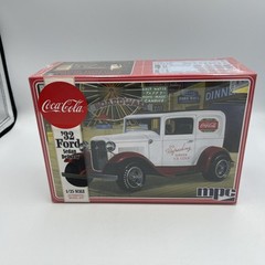 MPC1932 Ford Sedan Delivery Plastic Model Kit #MPC902 Factory Sealed