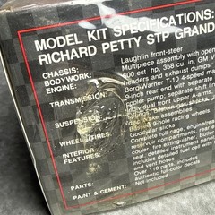 1990 AMT #43 Richard Petty STP Grand Prix 1/25 Scale Model Kit #6728-SEALED BOX
