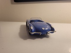 *Vintage* 1960 Chevy Corvette Convertible 1:25 Built Model
