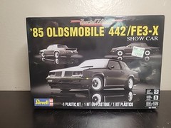 Revell 1985 Oldsmobile 442 FE3-X Show Car 1:25 Scale Model Car Kit 4446