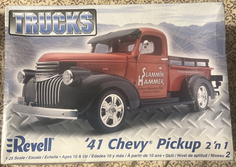 Revell Trucks ’41 Chevy Pickup 2’n 1 Model Kit 1/25 Slammin’ Hammer Kit NOB