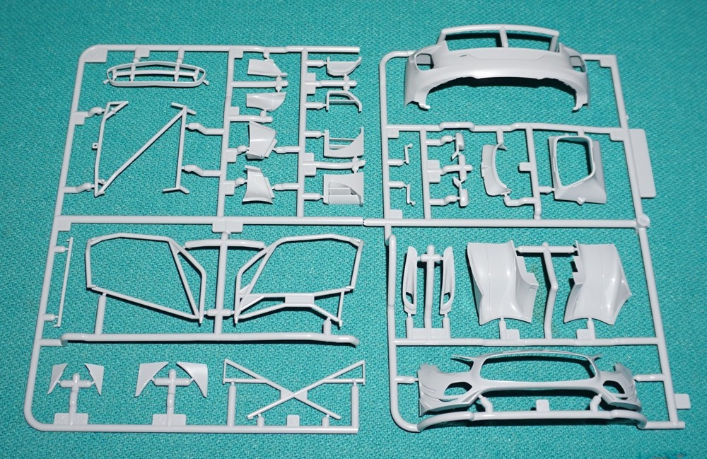 Mercedes AMG GT3 Tamiya 1/24 Sprue A Roll Cage Body Trim Bumpers Etc.