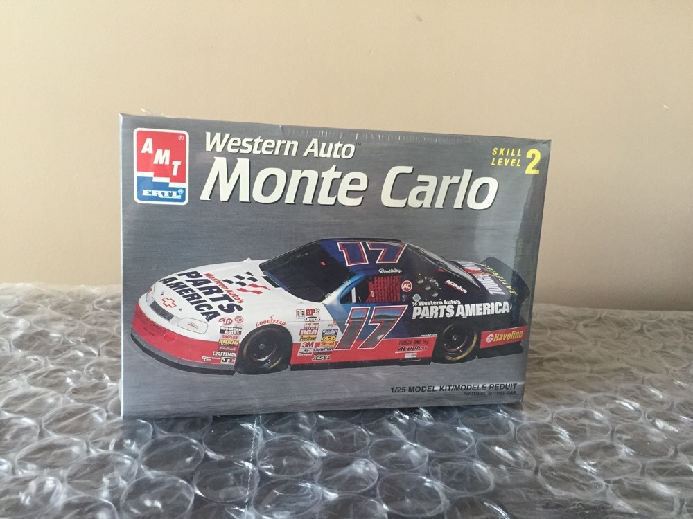 1997 1/25 AMT/Ertl D Waltrip #17 Western Auto Chevy Monte Carlo #8163 Sealed