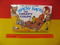 2021 MPC WACKY RACES THE CREEPY COUPE WITH BIG & LITTLE GRUESOME FIGURES