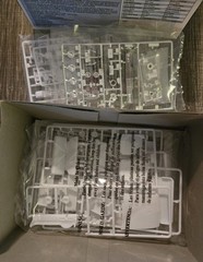 Monogram 85-4193 1957 Ford Del Rio Wagon Police Car 2n1 Model Kit 1/25 McM (B46)