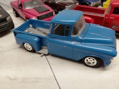 Model Junkyard/parts Plastic Truck Lot Of 9 Ford,chevy,,dodge Pickups