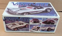 MPC Velvet Vette 1957 Corvette Roadster Most Parts Sealed ’81 Issued 1:25 Kit