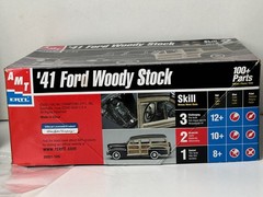 AMT #30051, 1941 Ford Woodie Station Wagon Model Kit with Box