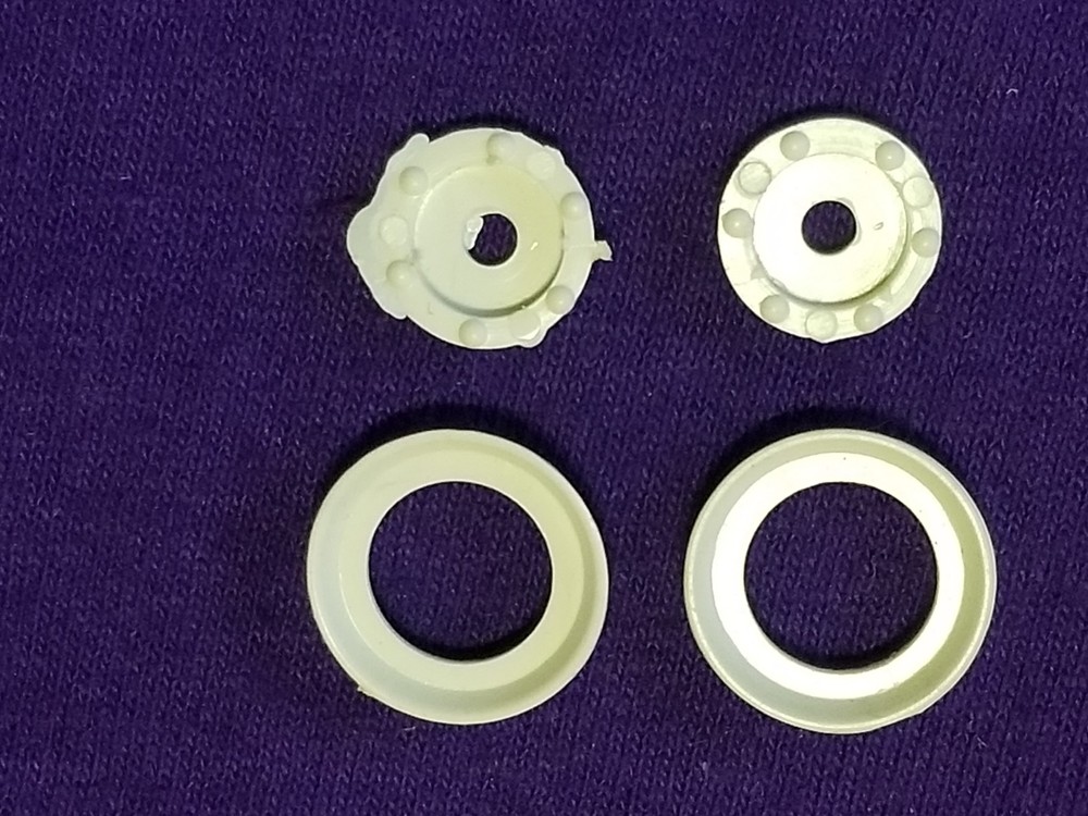 JOHAN 1966 Marlin 2 – FRONT INNER WHEELS & RETAINERS for 1:25 Model Kit 66