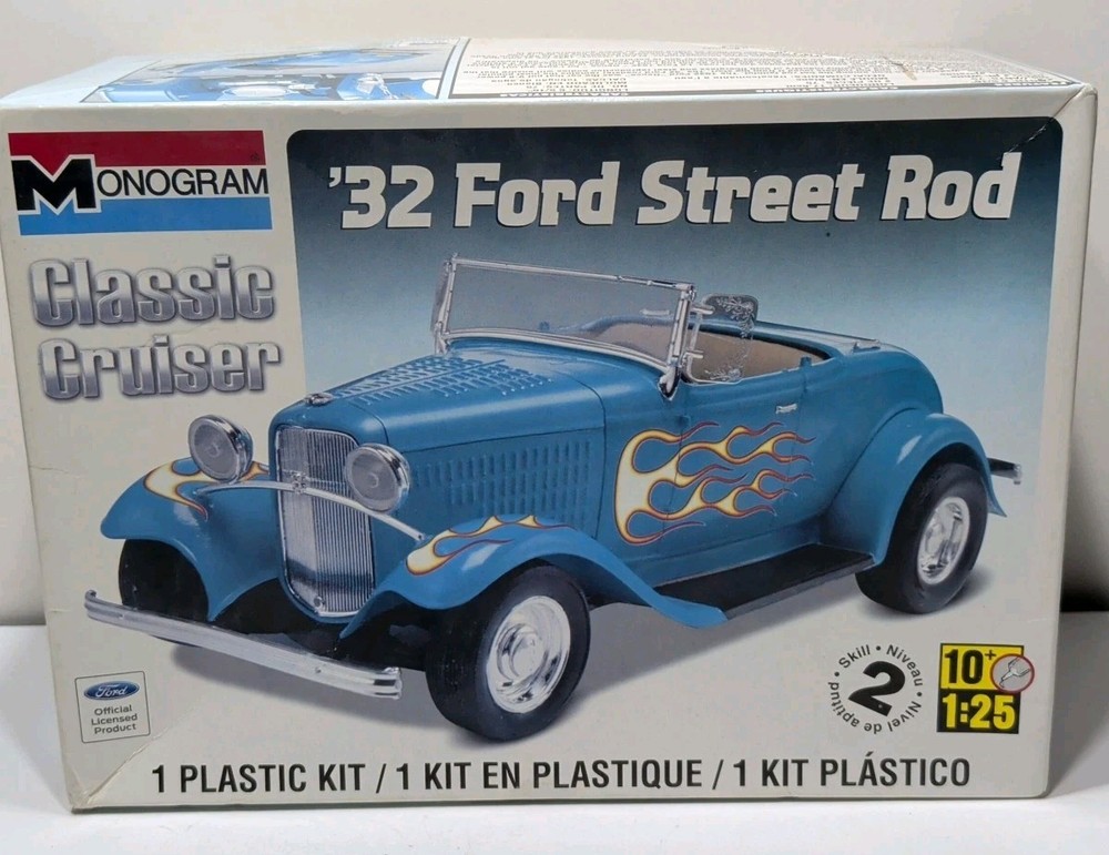✨Open Box✨ ’32 Ford Street Rod 1:24 Classic Cruiser Scale Monogram Model Kit