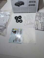 ✨Open Box✨ ’32 Ford Street Rod 1:24 Classic Cruiser Scale Monogram Model Kit